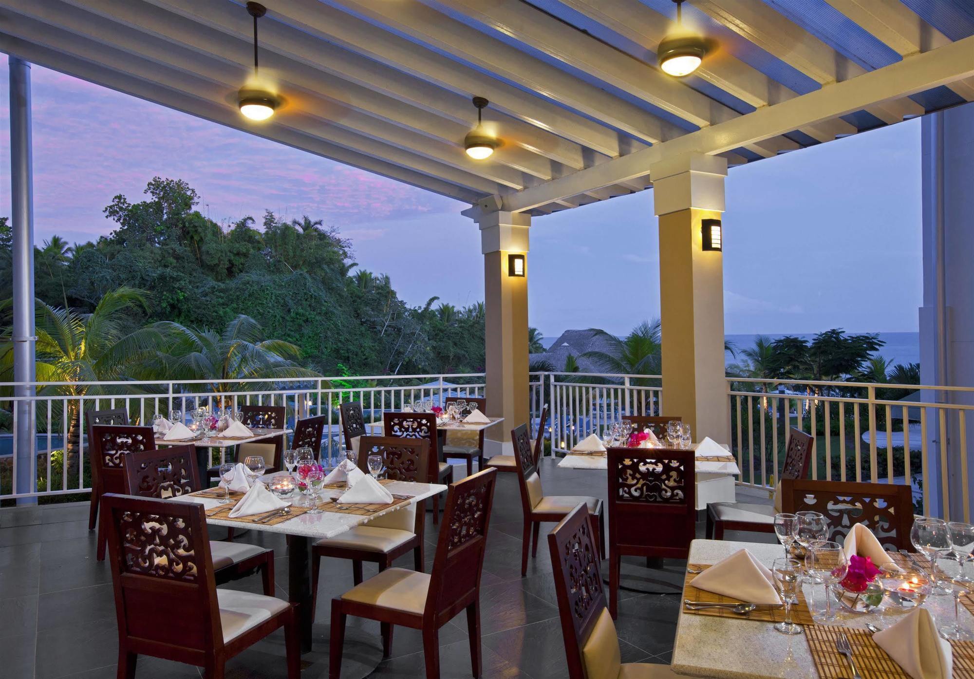Gran Evenia Bijao Hotel Santa Clara  Restaurant foto The restaurant at the hotel